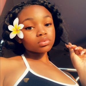 Meet your Posher, Lynn